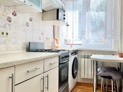 квартира за адресою Верховинна вул., 85