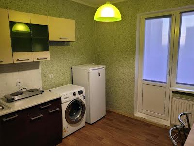 квартира за адресою Єлизавети Чавдар вул., 38