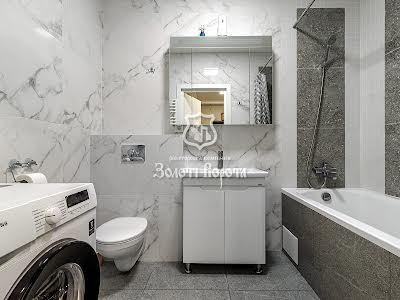 квартира за адресою Бишівська вул., 5