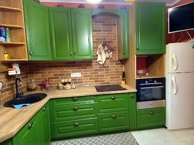 квартира за адресою Сім'ї Кульженків вул. (Петра Дегтяренка), 33