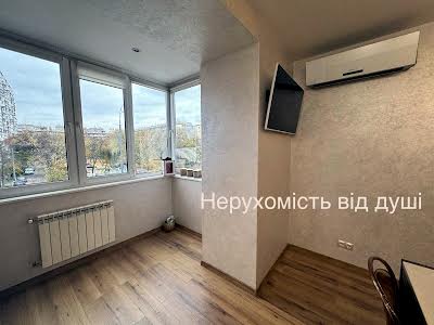 квартира за адресою Автозаводська вул., 99