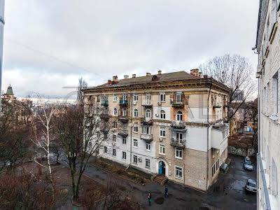 комерційна за адресою Варязький пров., 4-В