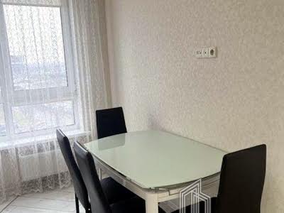 квартира за адресою Зарічна вул., 2