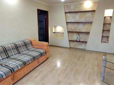 квартира за адресою Львівська вул. (Пермська), 6