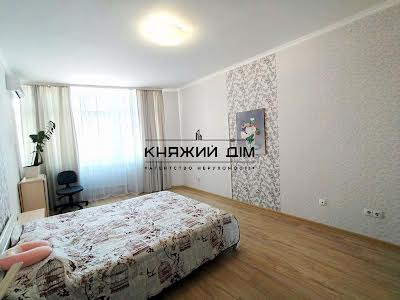 квартира за адресою Драгоманова вул., 40-Е