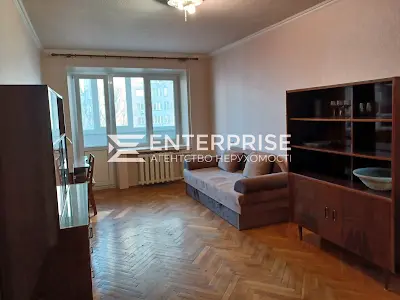 квартира за адресою Науки просп., 13