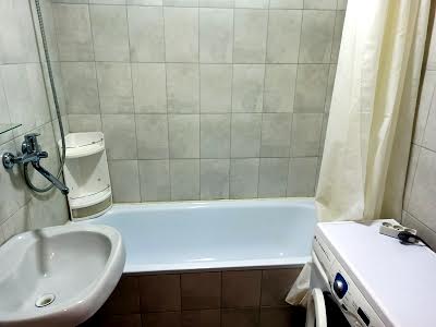 квартира по адресу Драгоманова ул., 14