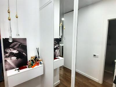 квартира за адресою Метрологічна вул., 9-Д