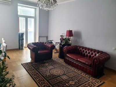 квартира по адресу Кловский спуск, 14/24