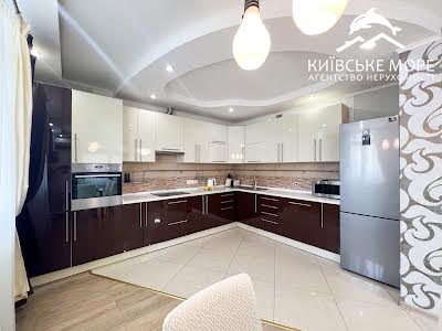 квартира за адресою Воскресенська вул., 16-Г