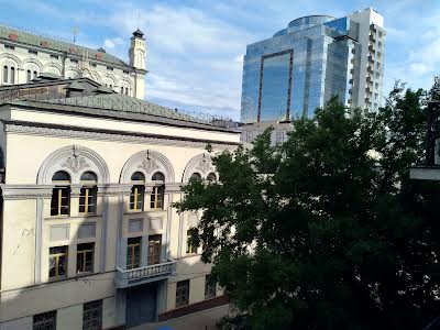 квартира по адресу Лисенка ул., 8