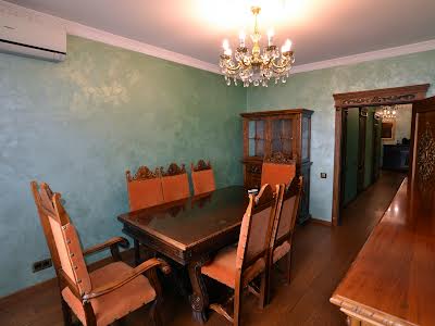 квартира по адресу Князя Романа Мстиславича ул. (Генерала Жмаченка), 2
