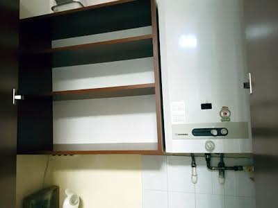 комерційна за адресою вул. Круглоуніверситетська, 2/1