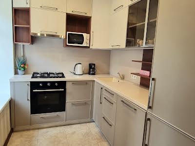 квартира за адресою Лютеранська вул., 13