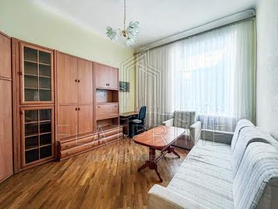 квартира за адресою Рейтарська вул., 7-Б