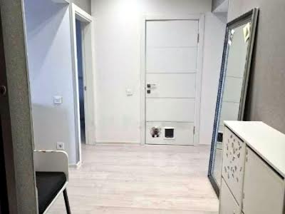 квартира по адресу Гвардейцев-Широнинцев ул., 29а