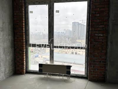 квартира за адресою Причальна вул., 10
