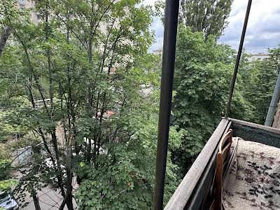 квартира за адресою Марії Приймаченко бульв. (Академіка Ліхачова), 8-А