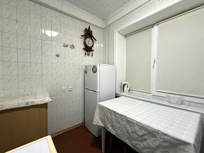 квартира за адресою Ірини Бекешкіної вул. (Генерала Карбишева), 10