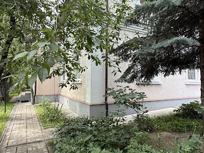 дом по адресу Степана Чобану ул. (Василя Алексухіна), 11