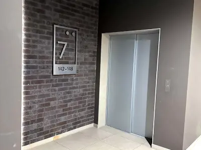 квартира за адресою Салютна вул., 2к3