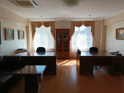комерційна за адресою Бульварно-Кудрявська вул. (Воровського), 33б