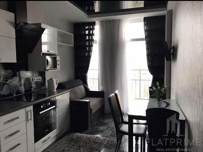 квартира за адресою Регенераторна вул., 4 к3