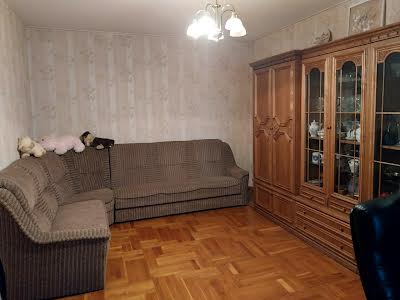 квартира за адресою Миколи Лаврухіна вул., 11
