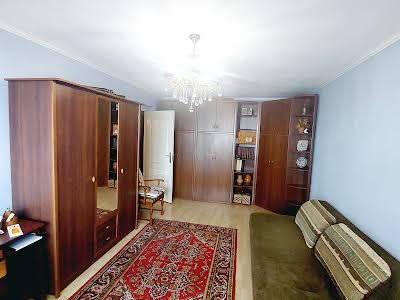 квартира по адресу Дмитра Чижевського ул. (Петра Чаадаева), 2-Б
