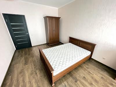 квартира за адресою Драгоманова вул., 2