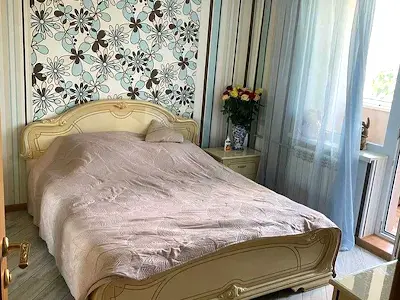 квартира по адресу Ревуцкого ул., 19/1
