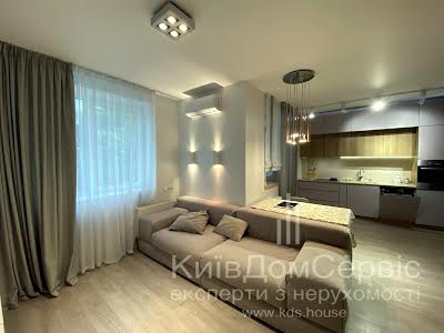 квартира за адресою Академіка Лебедєва вул., 1/8