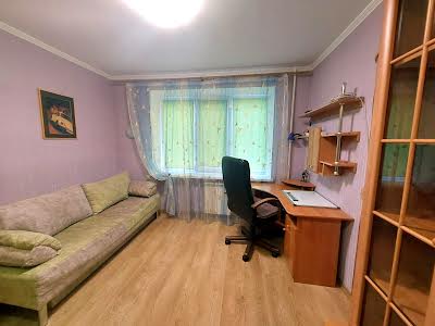 квартира за адресою Володимира Івасюка просп. (Героїв Сталінграду), 7