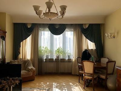 квартира по адресу Владимира Моссаковского ул. (Клари Цеткін), 8