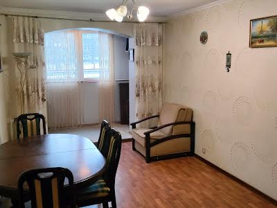 квартира по адресу Тракторостроителей просп., 107