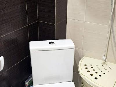 квартира за адресою Бориспільська, 27а