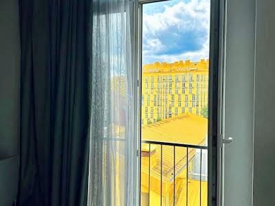 квартира за адресою Регенераторна вул., 4к2