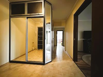 квартира по адресу Дарницкий бульв., 10