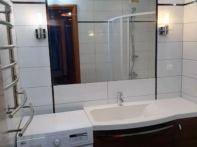 квартира за адресою Дніпровська набережна вул., 26
