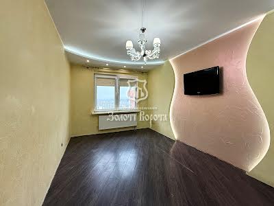 квартира за адресою Милославська вул., 2