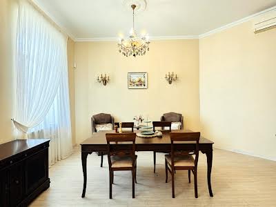 квартира за адресою Симона Петлюри вул. (Комінтерну), 22