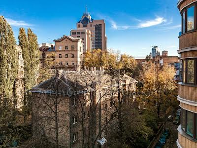 квартира по адресу Кропивницкого ул., 8