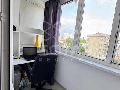 квартира за адресою Миропільська вул., 37