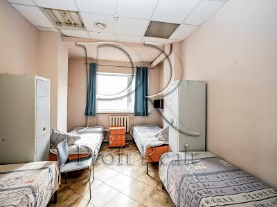 комерційна за адресою Кубанської України вул. (Маршала Жукова), 21А