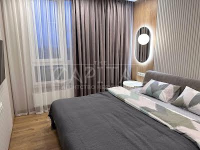 квартира за адресою Митрополита Василя Липківського вул. (Урицького), 38
