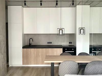 квартира за адресою Салютна вул., 2к8