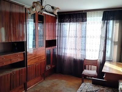 квартира за адресою Пантелеймона Куліша вул. (Челябінська), 15