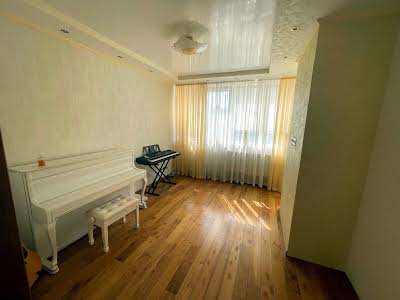 квартира по адресу Вадима Гетьмана ул., 1Б