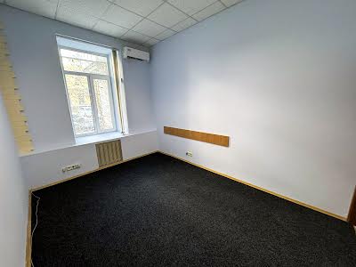комерційна за адресою Тараса Шевченка бульв., 46а