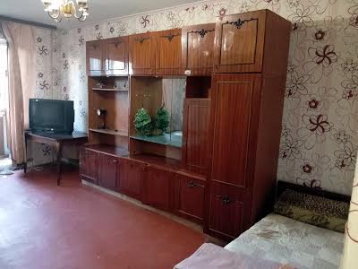 квартира за адресою Сержа Лифаря вул. (Олександра Сабурова), 5